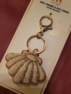 Haute Hippie Shell Gold and White Beaded Keychain Te Fob
